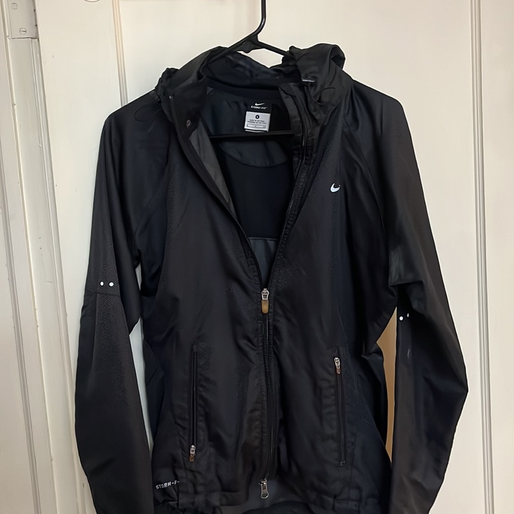 Nike reflective windbreaker